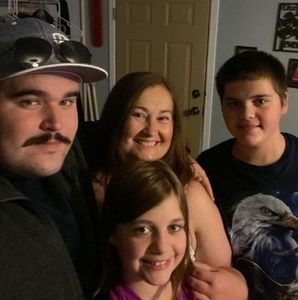 Meet your Posher, April